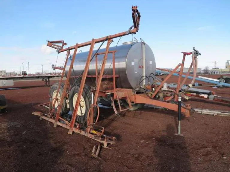 1200 Gallon Pull Type Sprayer with 76' booms, sold March 2022