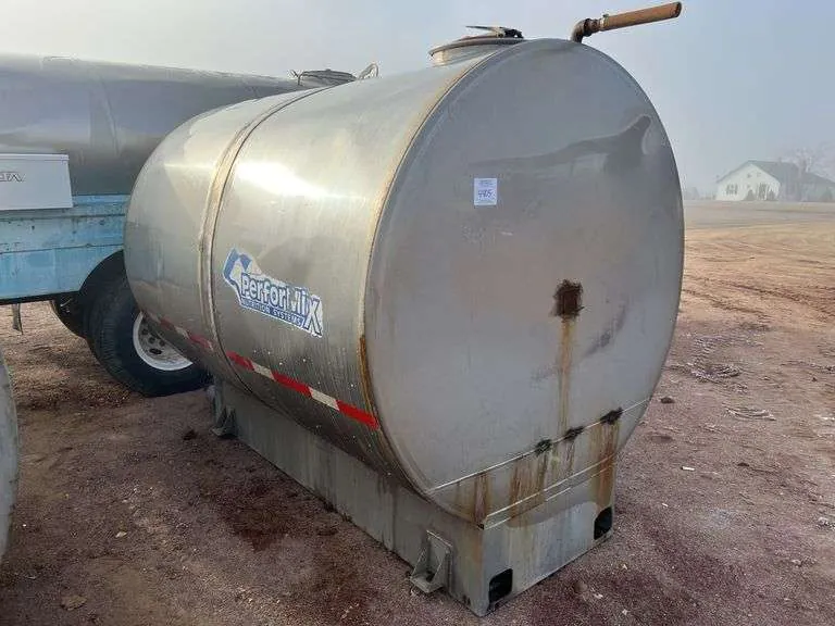 1500 Gallon Stainless Steel Sprayer Tank, sold February 2025