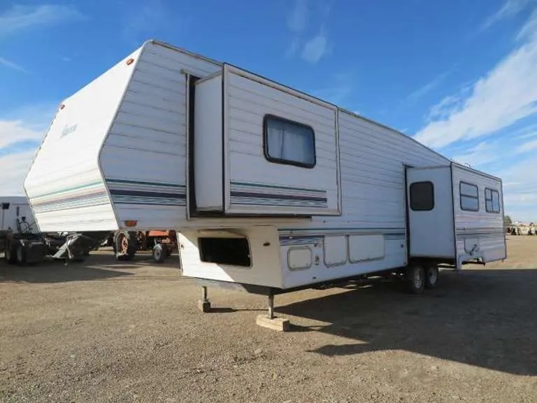 1998 Sierra 36' 5th Wheel Travel Trailer, sold November 2021
