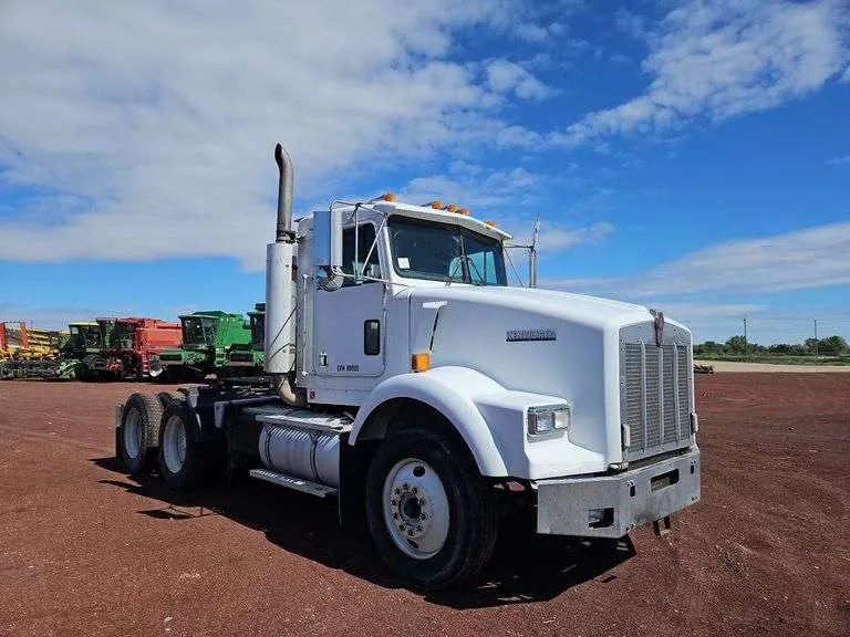 2001 Kenworth T800 Day Cab Truck, sold June 2024