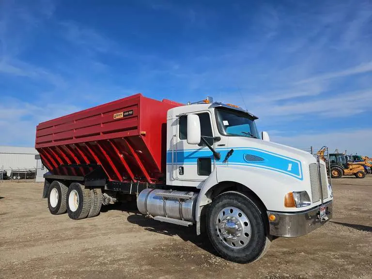 2005 Kenworth T300 With Logan 20' Self Unloading Bed, sold February 2024