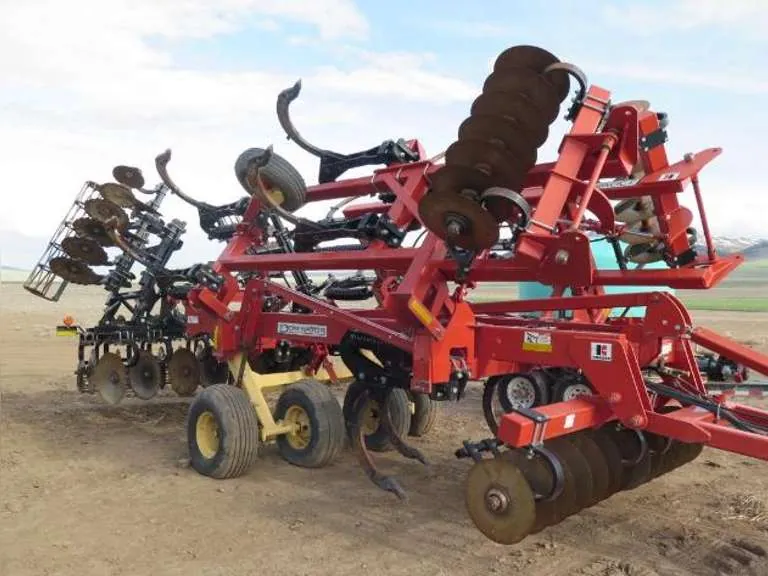2009 Krause Dominator 4850 21' Disc Ripper, sold May 2019