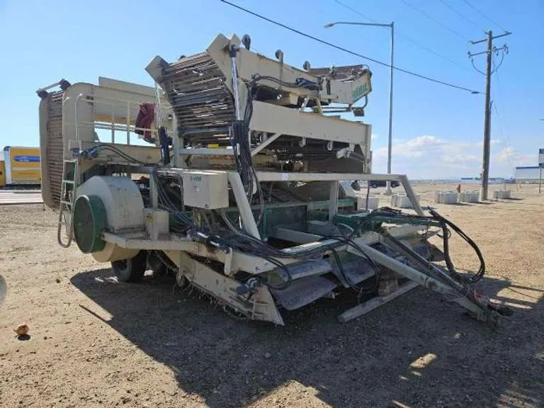2010 TopAir TL4400 4 Bed Onion Topper Loader, sold November 2023
