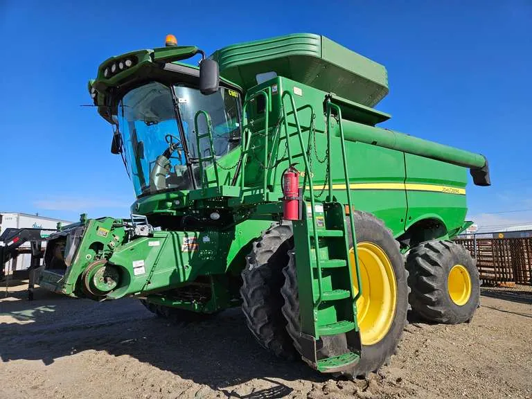 2012 John Deere S670 Combine, sold March 2025