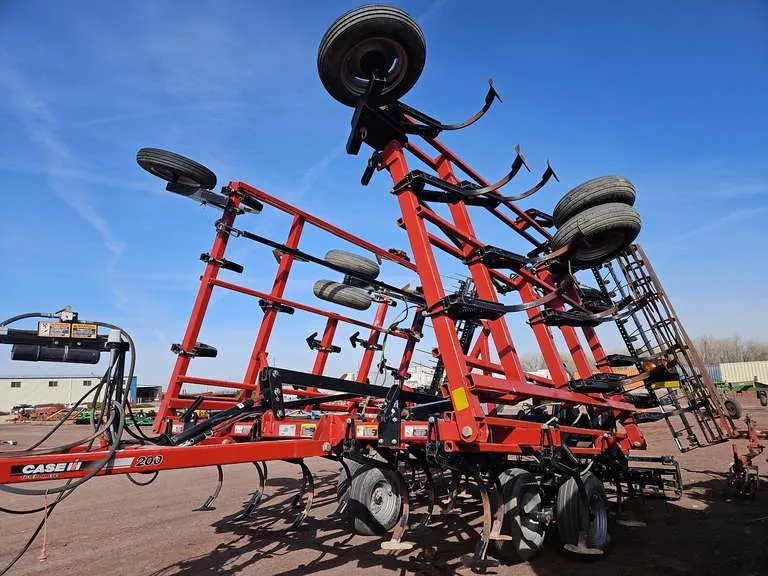 2014 Case IH Tiger-Mate 200 26.5’ Folding Cultivator, sold March 2025