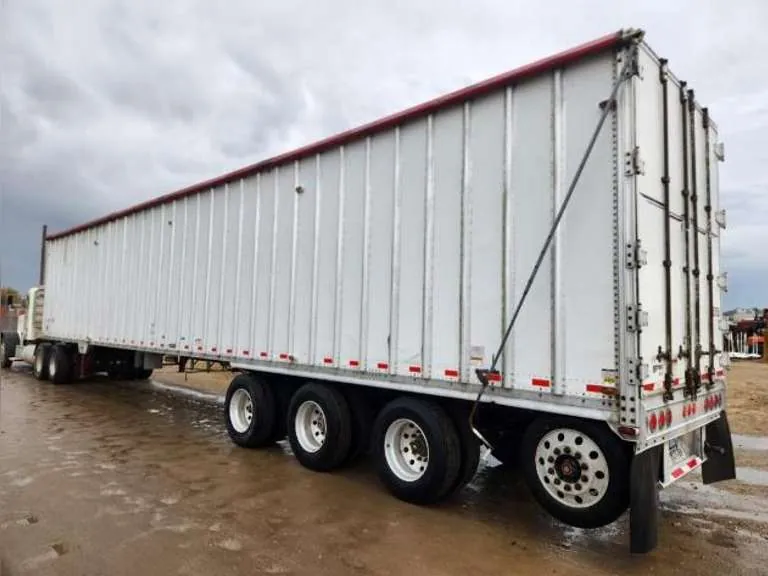 2014 Western 53’x102” Walking Floor Trailer, sold November 2023