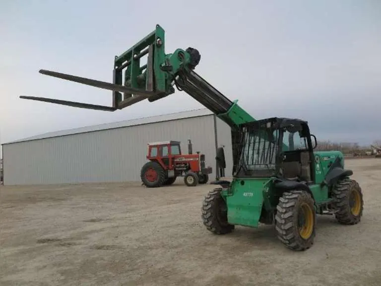 JCB 520-50 - 4400 lb Telehandler, sold March 2022