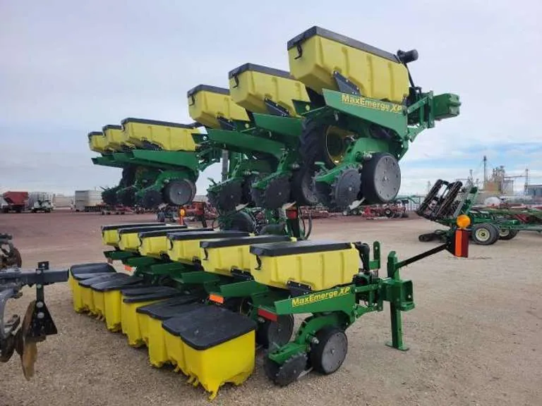 John Deere 1720 MaxEmerge XP 12 Row Air Planter, sold March 2023