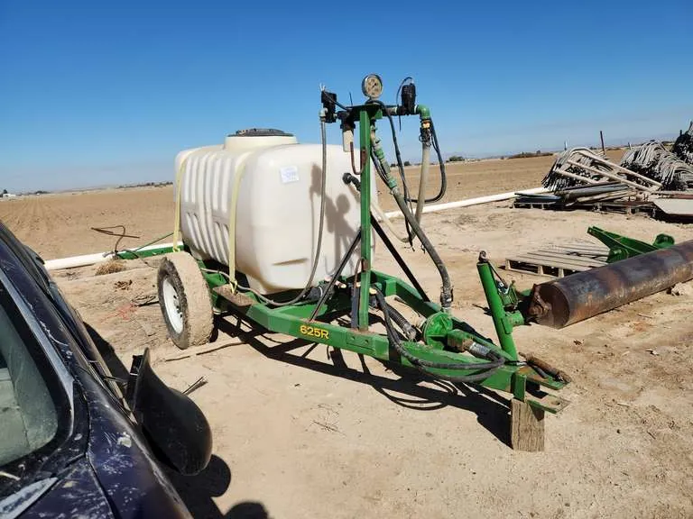 John Deere 625R Pull Type Hop Sprayer, sold February 2024