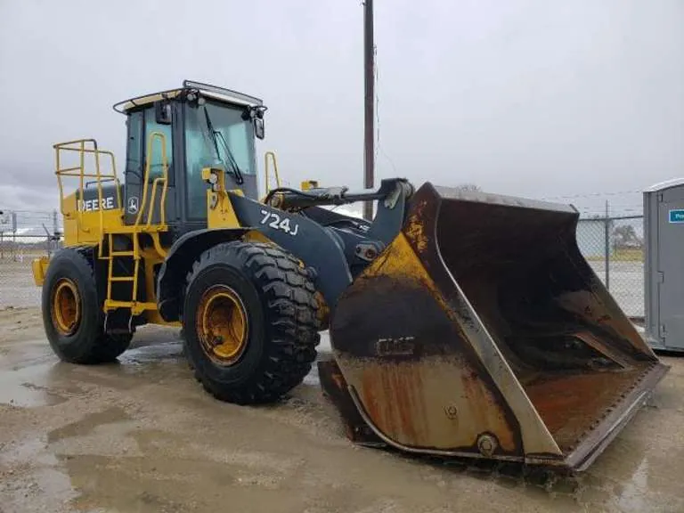 John Deere 724J - 250HP. Articulating Wheel Loader, sold November 2020