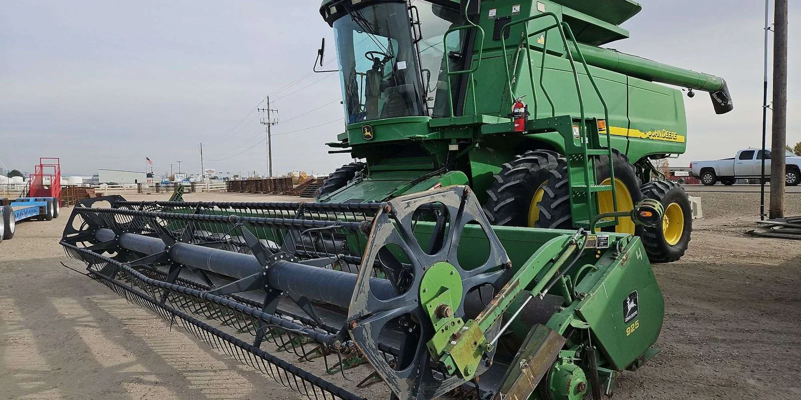John Deere 9750 STS combine with 925 header Lot 2400 fall open consignment auction