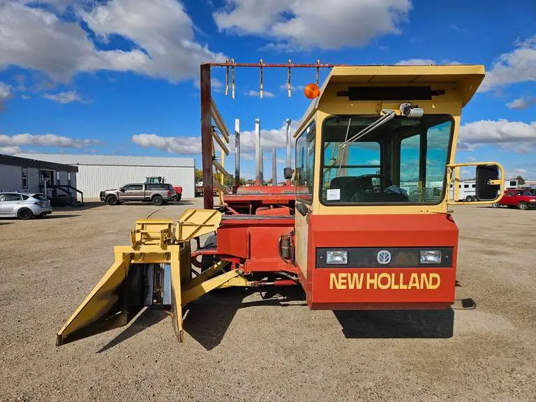 New Holland 1095 Stackcruiser Bale Wagon, sold November 2025